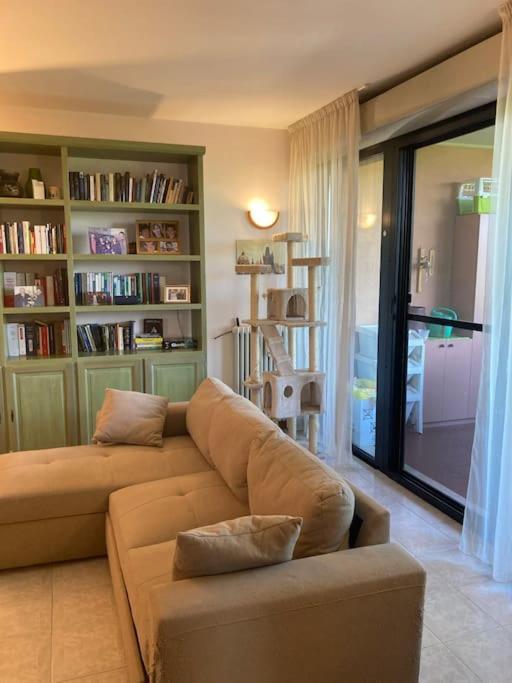 Accogliente Stanza Privata Con Bagno Privato - Daniele'S House Leilighet San Donato Milanese Eksteriør bilde